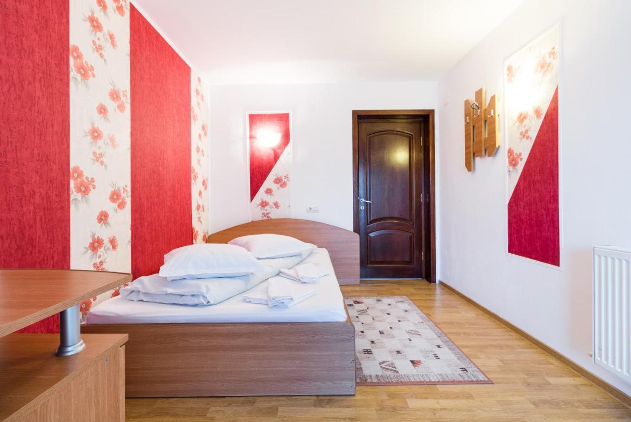 Pensiunea Dor De Munte Bran  Bagian luar foto